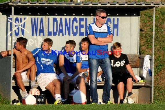 Kreisliga Sinsheim TSV Waldangelloch vs TSV Neckarbischofsheim 24.09.2016 (© Kraichgausport / Loerz)