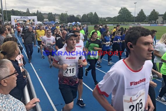 Volksbank Kraichgau Firmenlauf Sinsheim 07.07.2022 (© Siegfried Lörz)